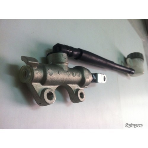 Pen đạp thắng sau  gắn ex135