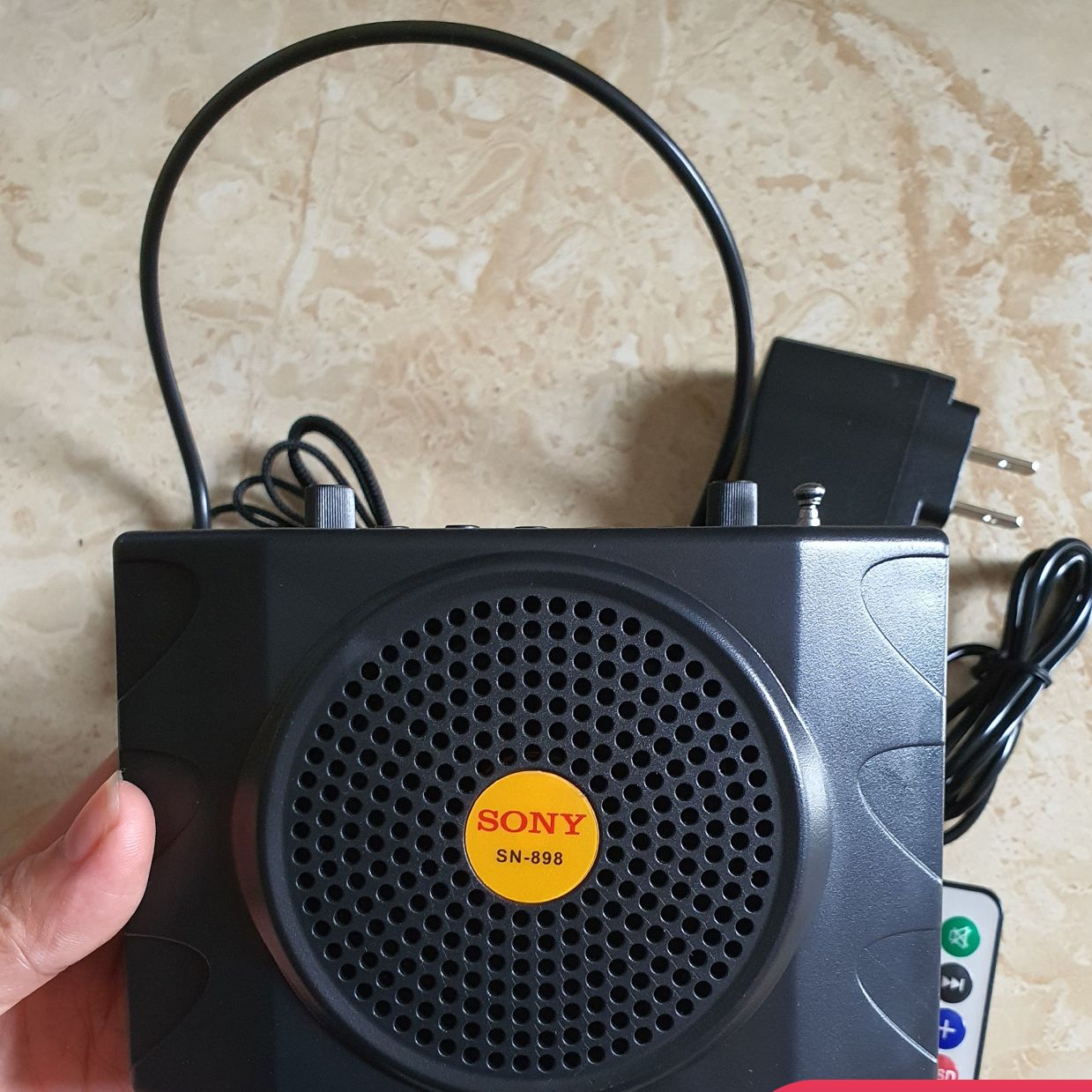 Máy trợ giảng Sony SN898 kèm mic có Bluetooth