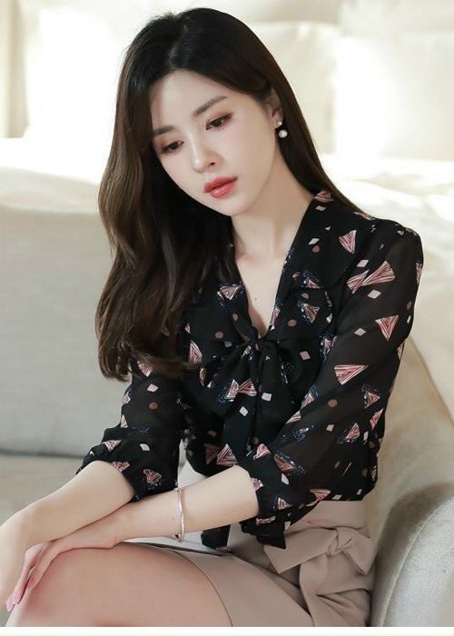 Áo kiểu cột nơ