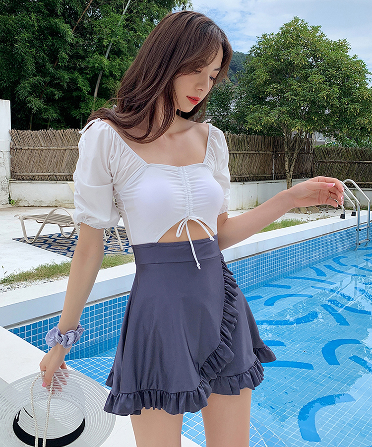 Đồ bơi nữ kín đáo đẹp - bikini 1 mảnh đi biển dạng váy 2022