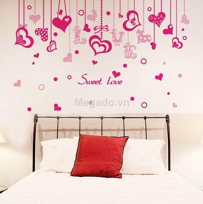 Decal dán tường  mẫu dây leo trái tim hồng