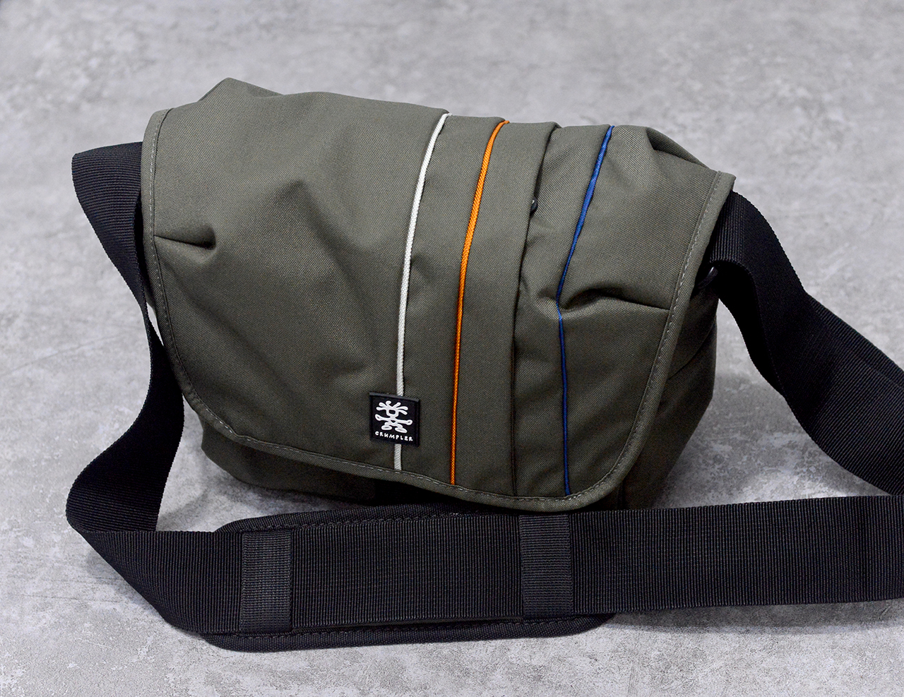 Túi đựng máy ảnh thời trang Crumpler Jackpack 4000
