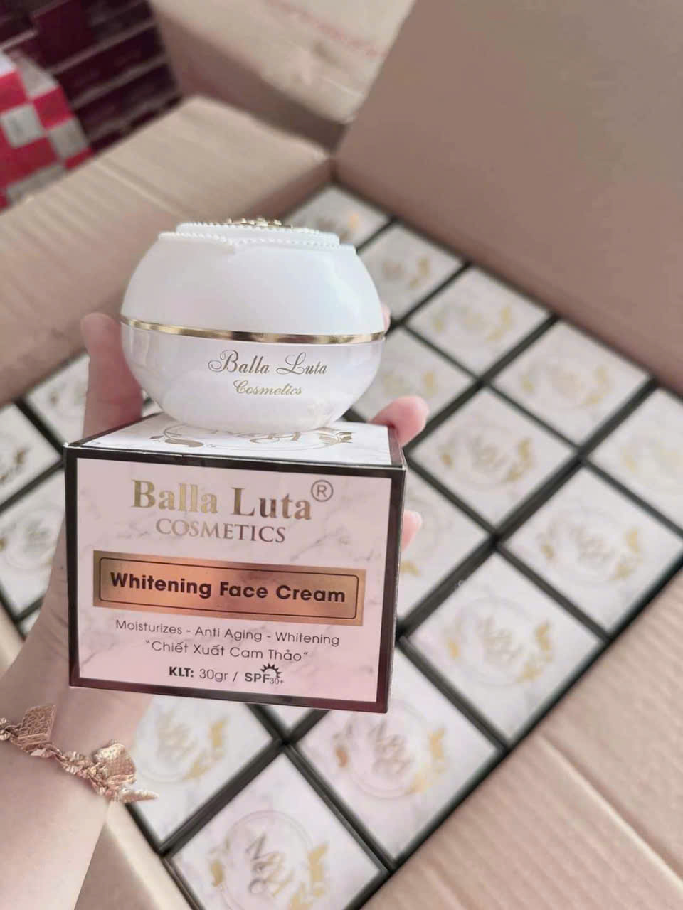 Kem Face Nâng Cơ Balla Luta Hộp 30g Chính Hãng