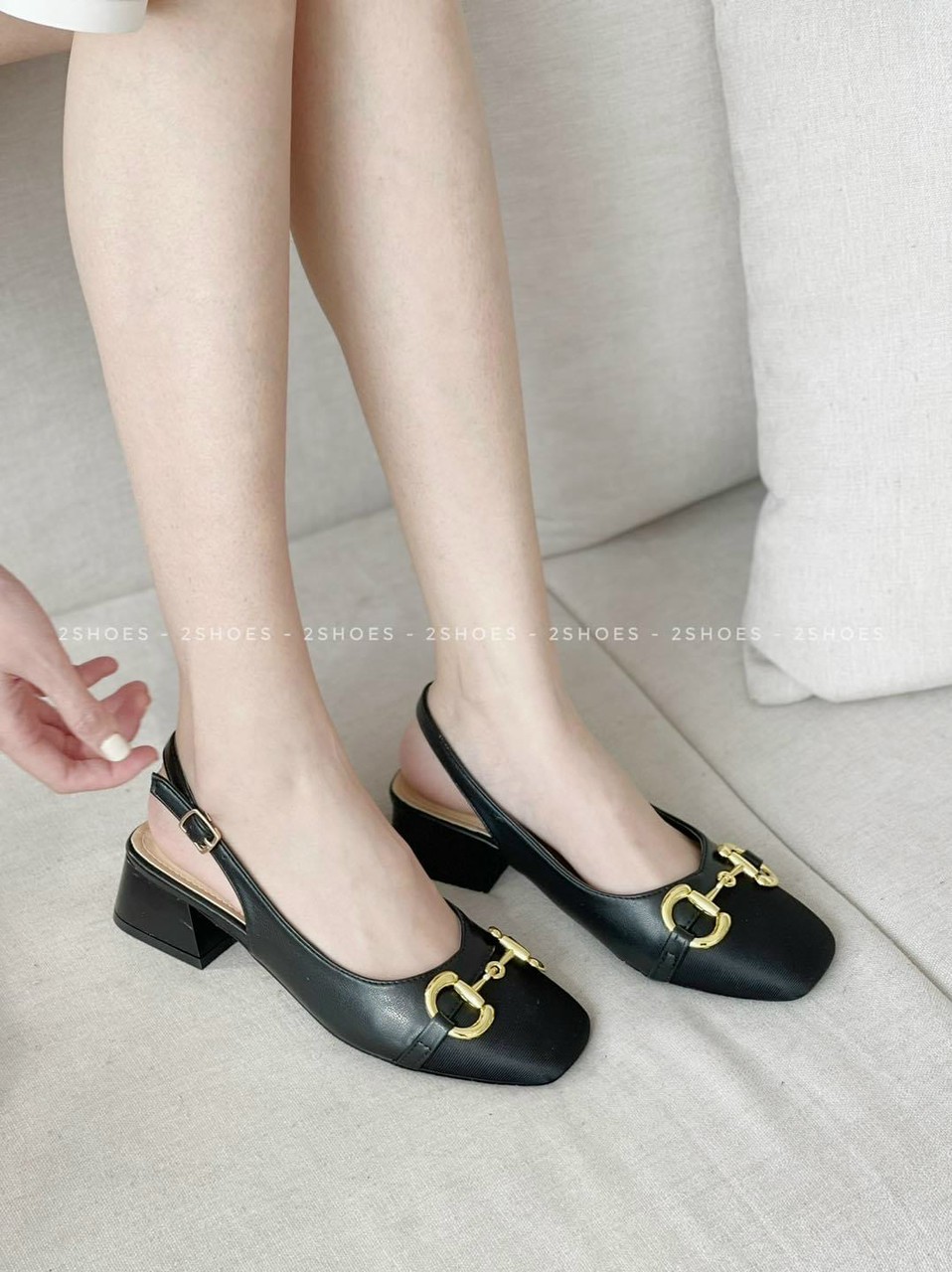 Giày Búp Bê Nữ Cài Gót Đính Khuy 3p