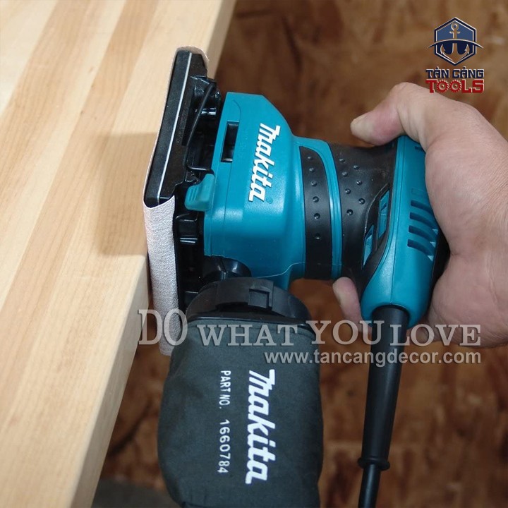 Máy Chà Nhám Vuông Makita BO4558 200W
