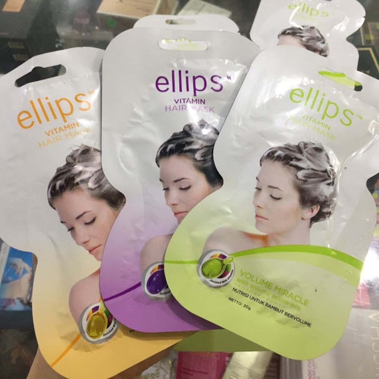 Ellips ủ tóc 20G Tóc bồng (Ellips hair mask 20G Volume miracle )Hộp 12 gói