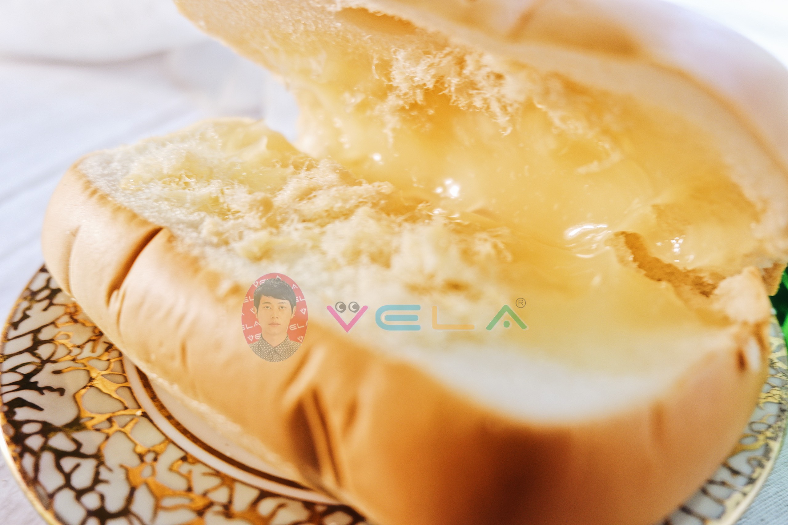 Bánh Mì VeLa Hamburger Nhân Ruốc 55 gram Thơm Ngon