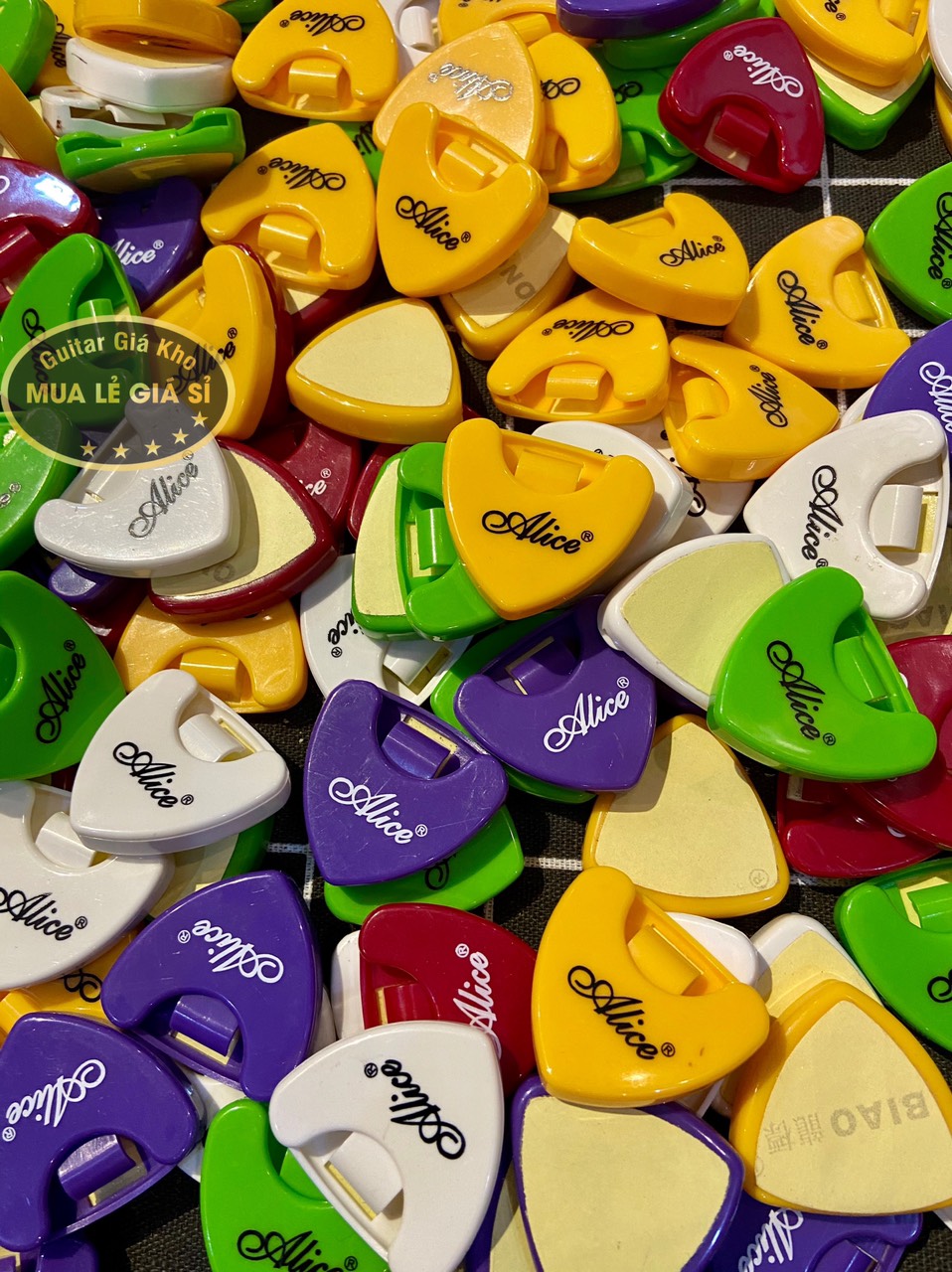 [HCM]Hộp đựng phím pick gãy đàn Guitar