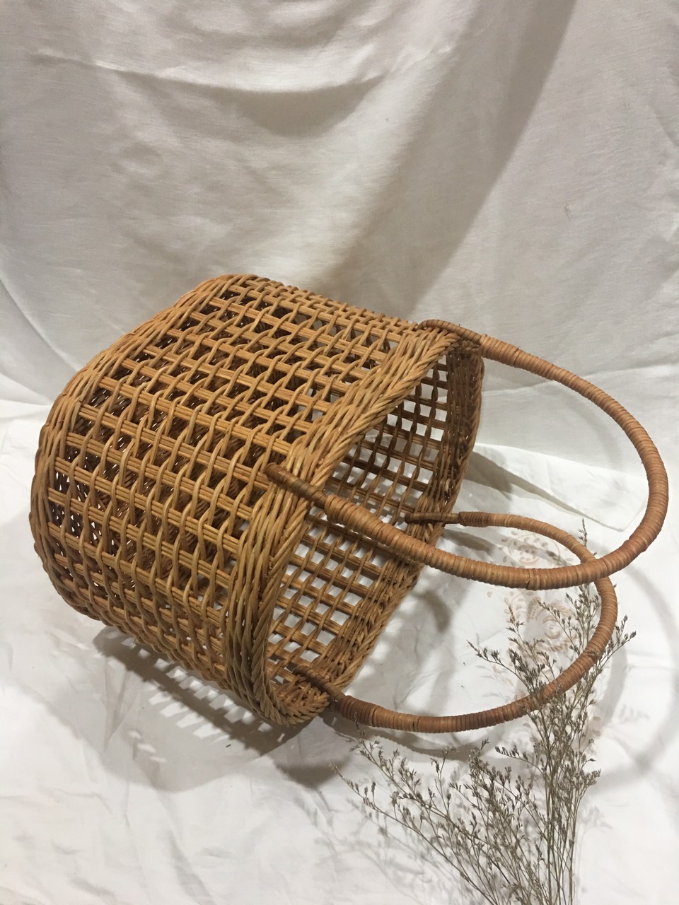 Túi mây vintage siêu xinh đan lưới phong cách vintage kích thước 36 x 27 x h23 cm và  32 x 22 x h22 cm/ Giỏ Quà Tết/ Túi Đi Biển/ Picnic/ Trang Trí Homestay