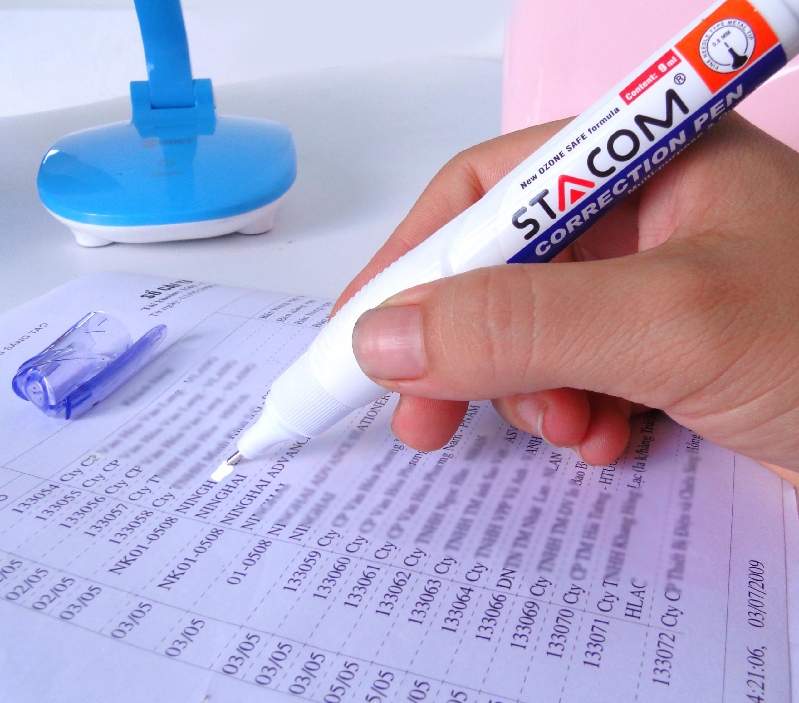 Bút xoá nước Stacom với dung tích 9ml – CP104 - nhanh khô, tiện lợi