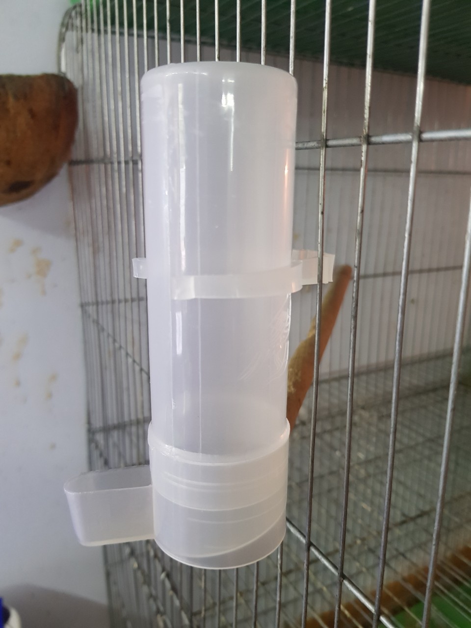 Water Bowl for Ornamental Birds, Good Quality Plastic