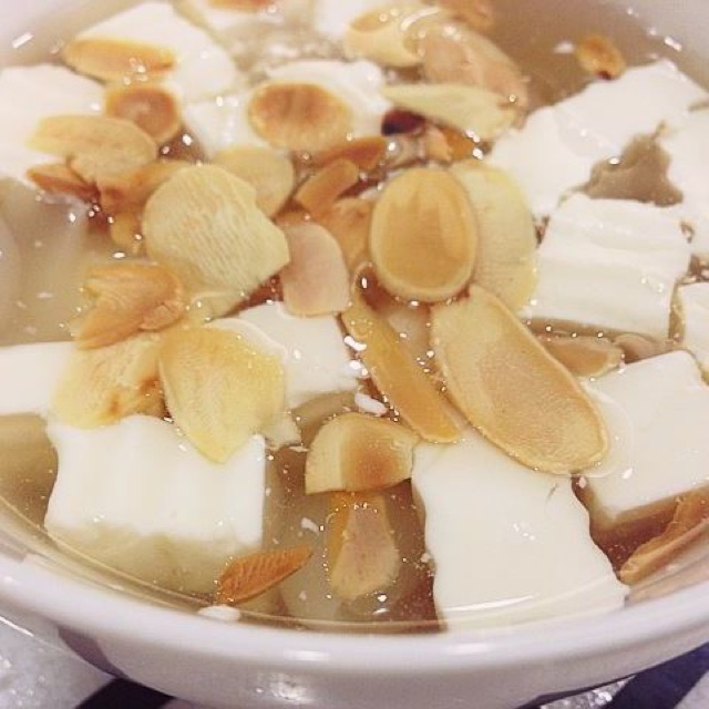 Hạnh nhân lát 500gr