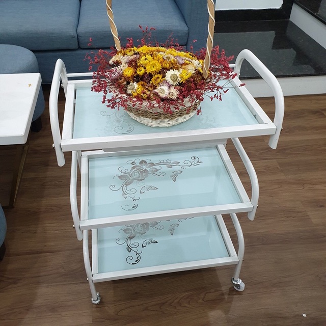Xe đẩy kính 3 tầng dùng cho spa, tmv