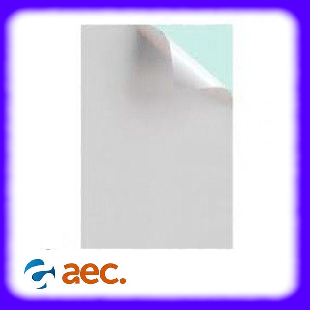 Giấy in ảnh Decal khổ A4 bóc ra dán được đằng sau