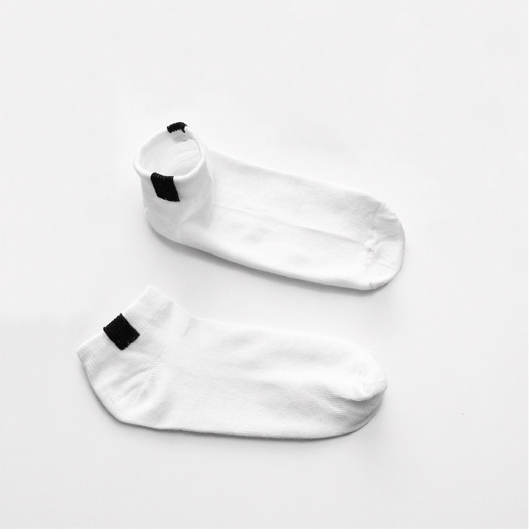 Tất vớ YEET Unisex Basic Đen/Trắng Local Brand