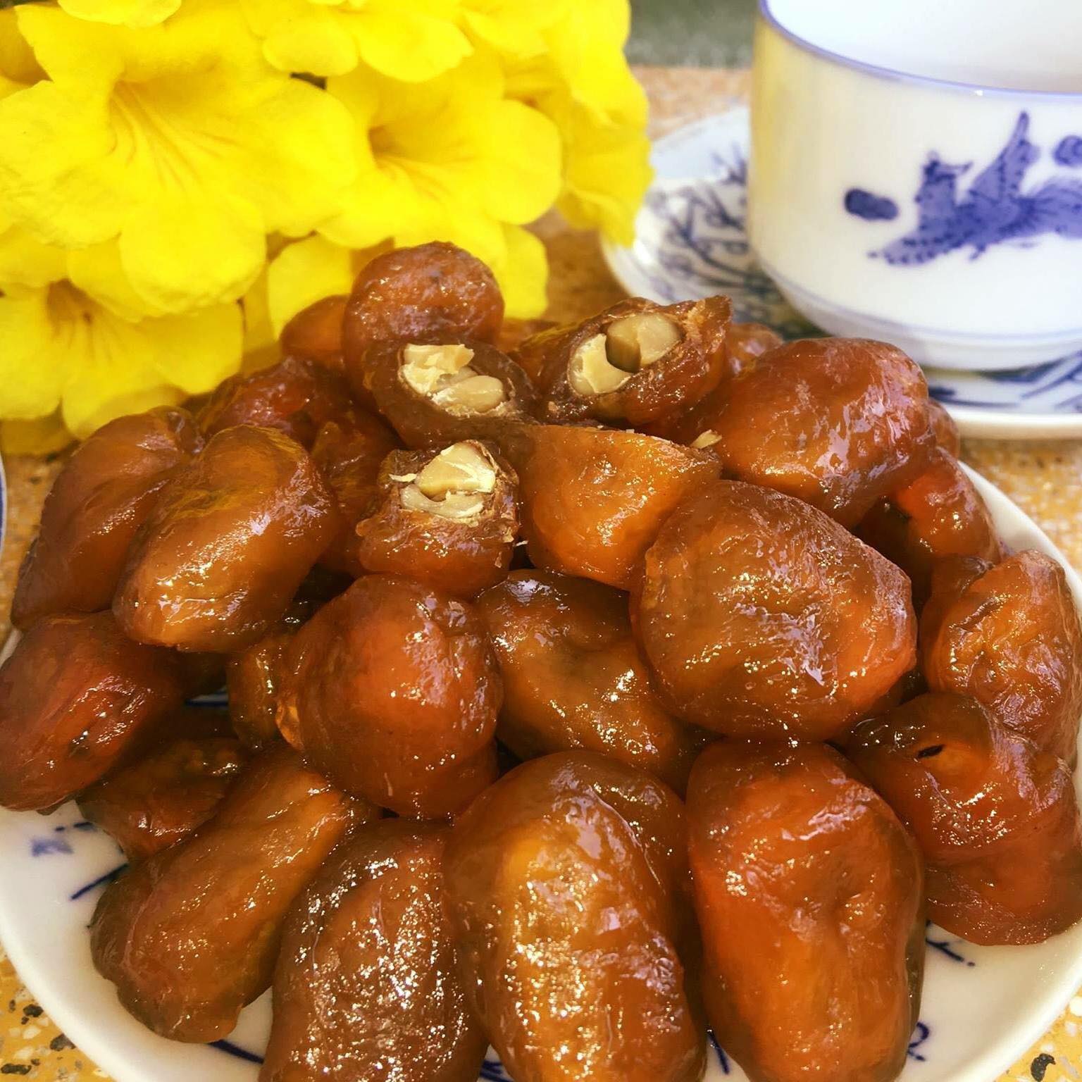 Mứt Chôm Chôm Có Hạt (dùng luôn hạt) - Hộp pet 300gr
