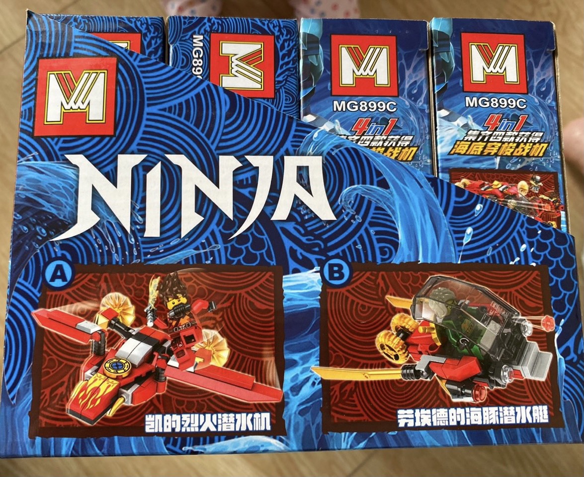 Bộ ráp hình Lego Ninja tàu lặn