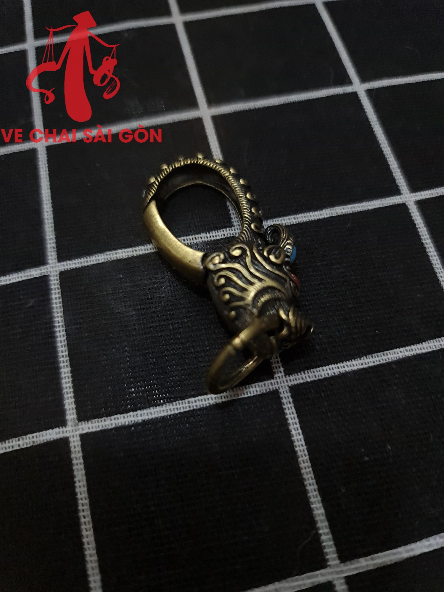 Móc đồng Kỳ Lân đính đá 2 màu