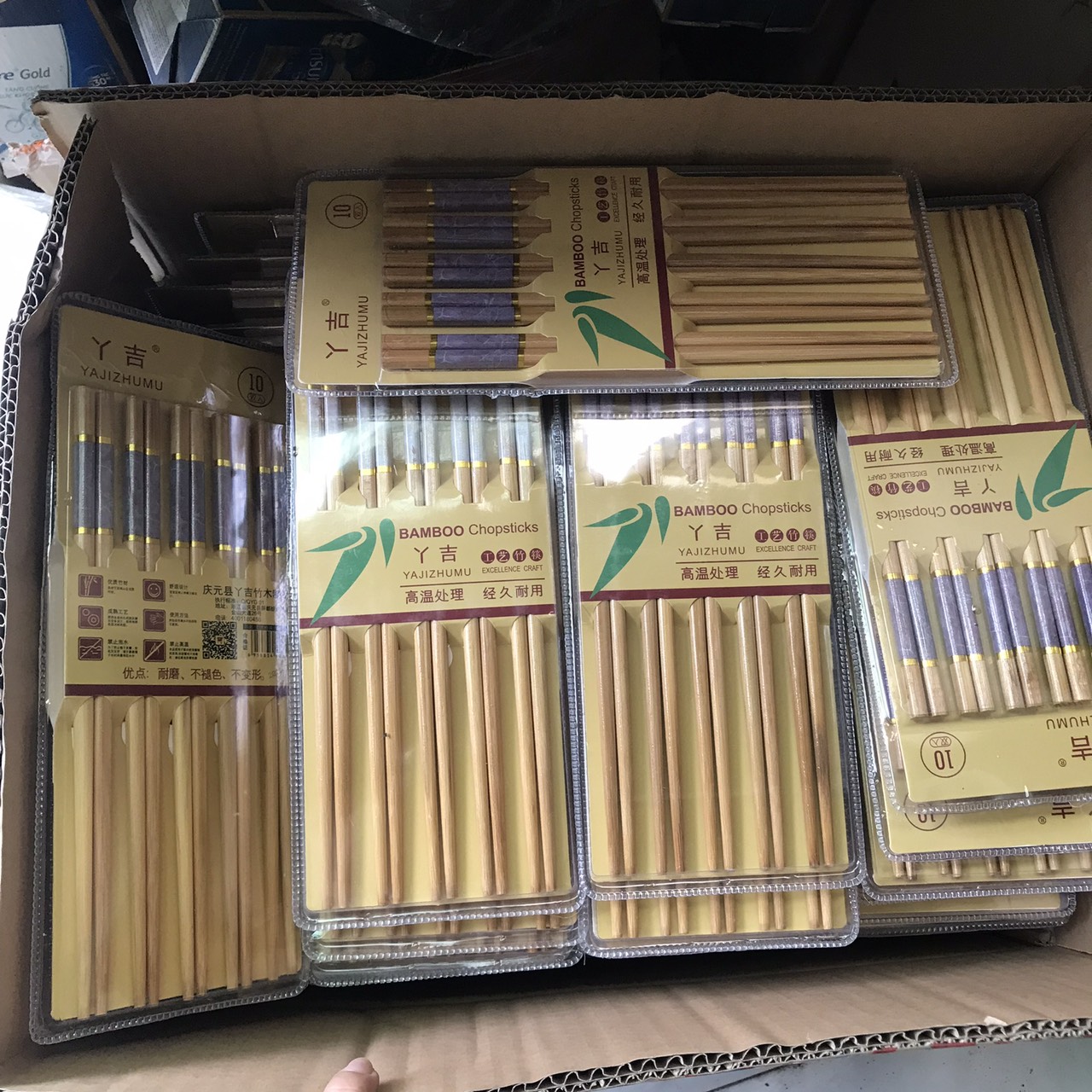 ĐŨA TRE CAO CẤP HỘP 10 ĐÔI
