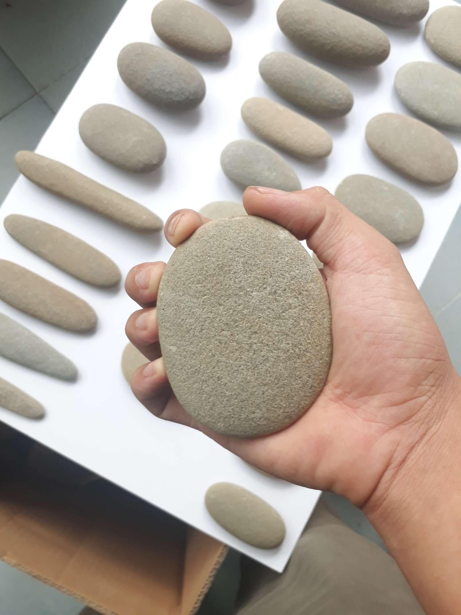 Đá tắm tự nhiên tẩy da chết đá kỳ tắm (tròn dẹt)