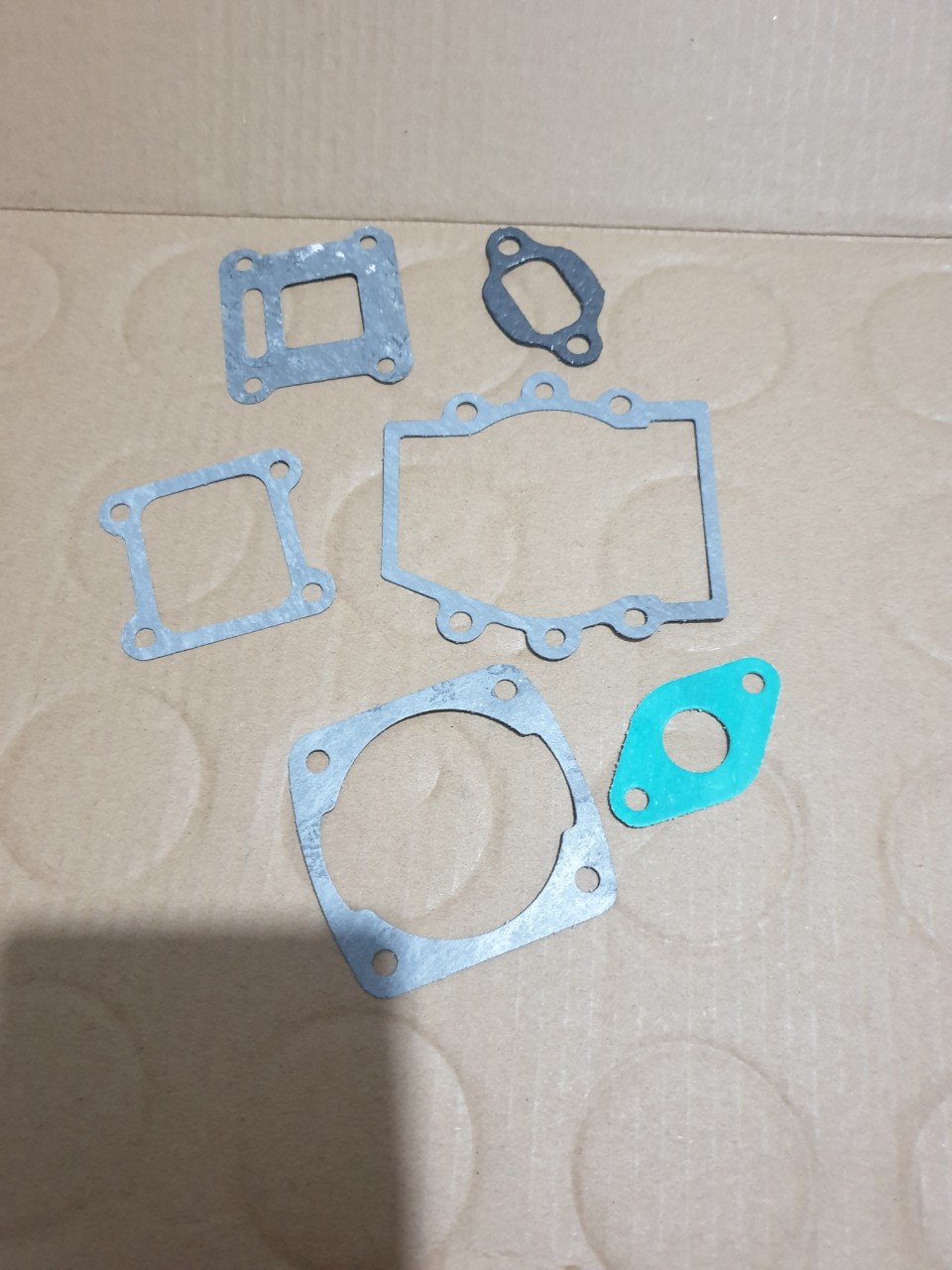 ( 2 BỘ) BỘ ZOĂNG ( RON) MÁY CẮT CỎ 2 THÌ 411