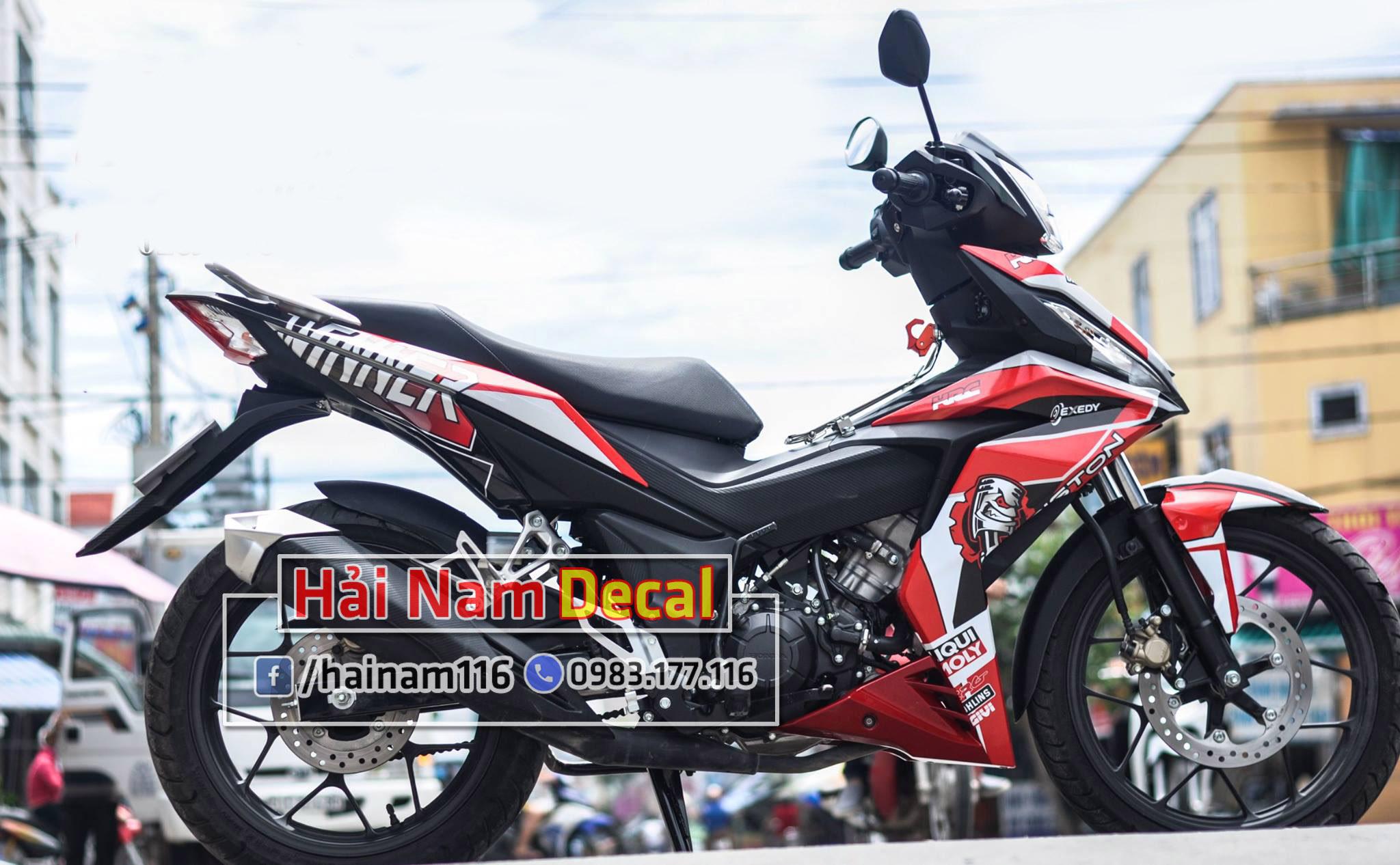 Tem Trùm Winner Đỏ Trắng Piston