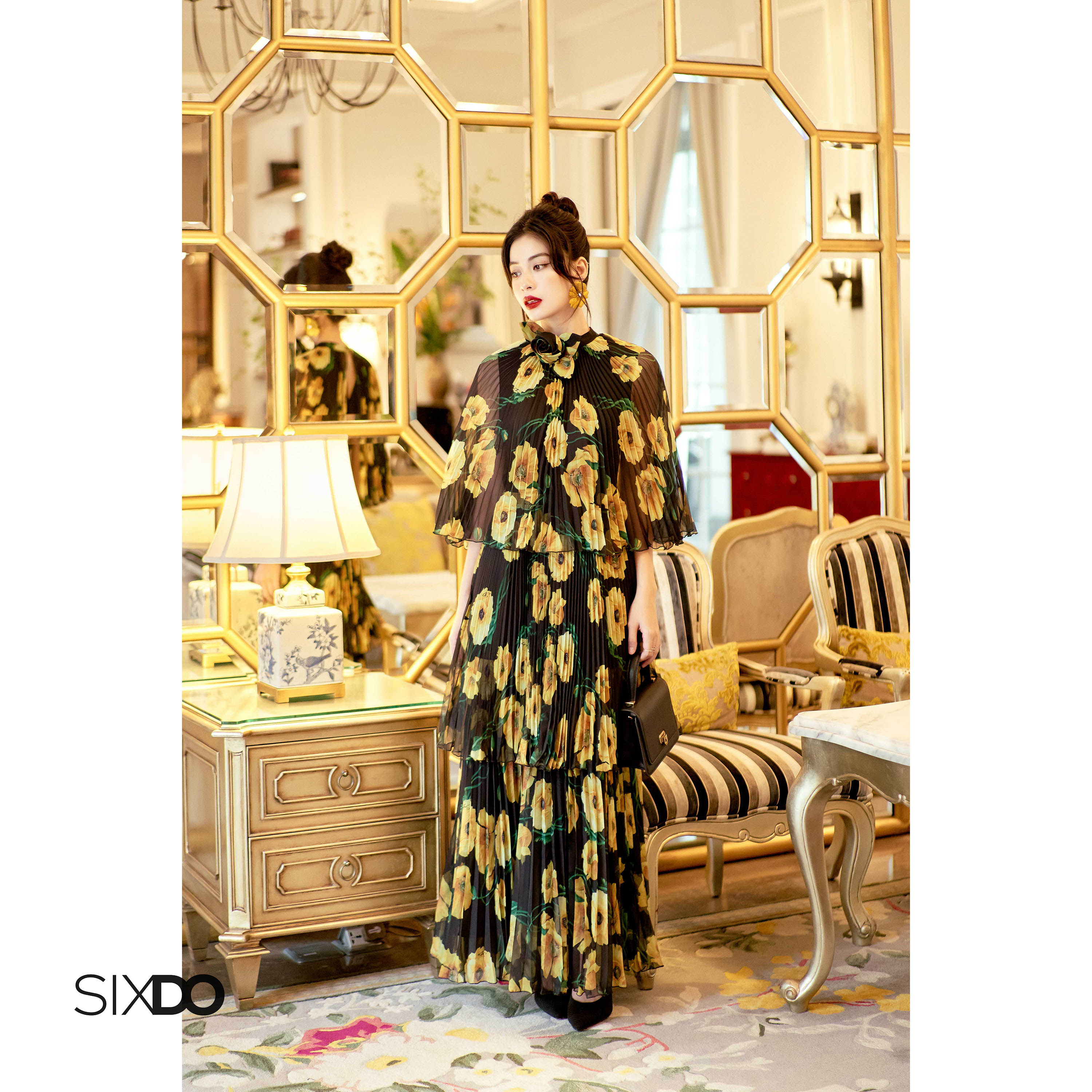 Đầm voan hoa vàng xếp ly cách điệu SIXDO (Black With Yellow Poppy Midi Voile Dress)