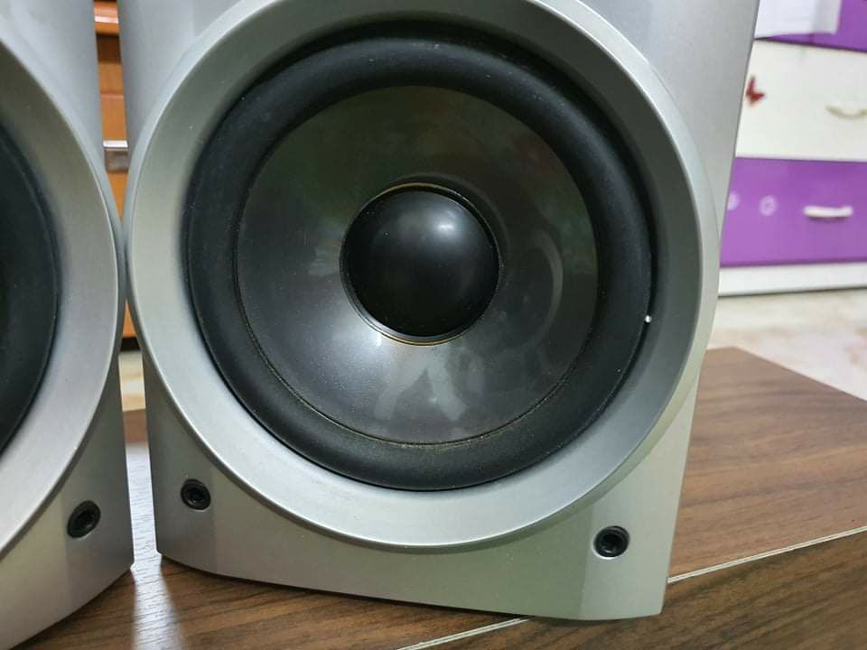 LOA AIWA M100