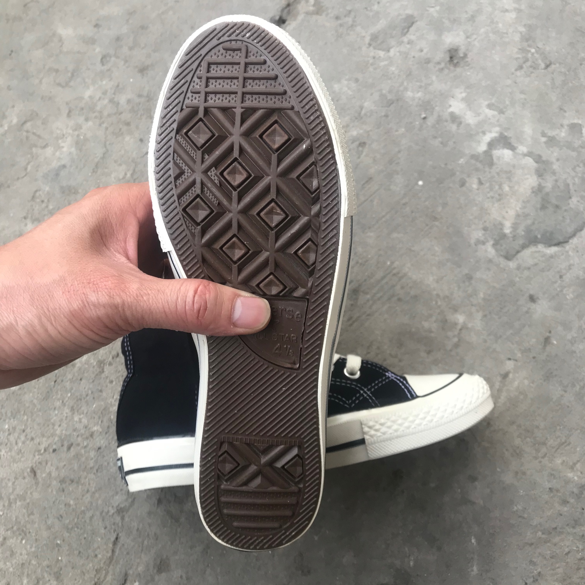 GIÀY CONVERSE 1970s ĐEN CAO CỔ (Mũi bóng, lót xanh)