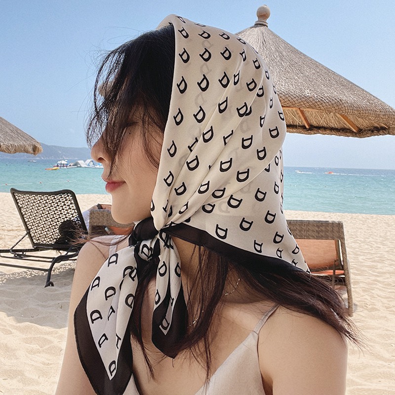 Khăn lụa vuông choàng cổ size 70x70cm