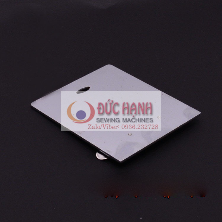 MẶT VUÔNG MÁY MAY GIA ĐÌNH CON BƯỚM