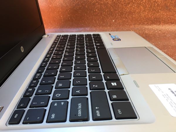 [HCM]HP Elitebook 9470M – Core i5-3427U  2.3~2.8Ghz