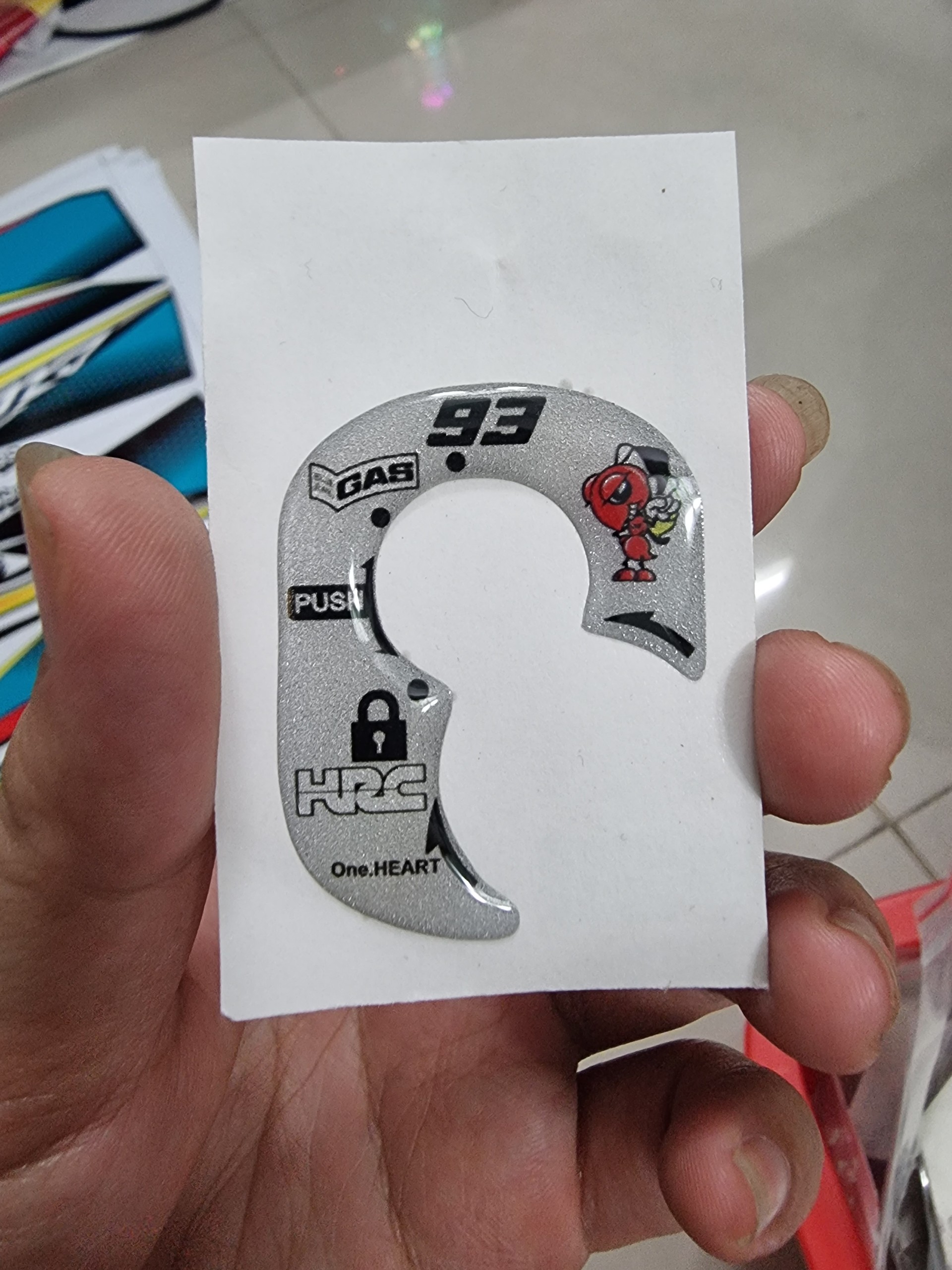 Tem dán ổ khóa xe winner nổi phản quang