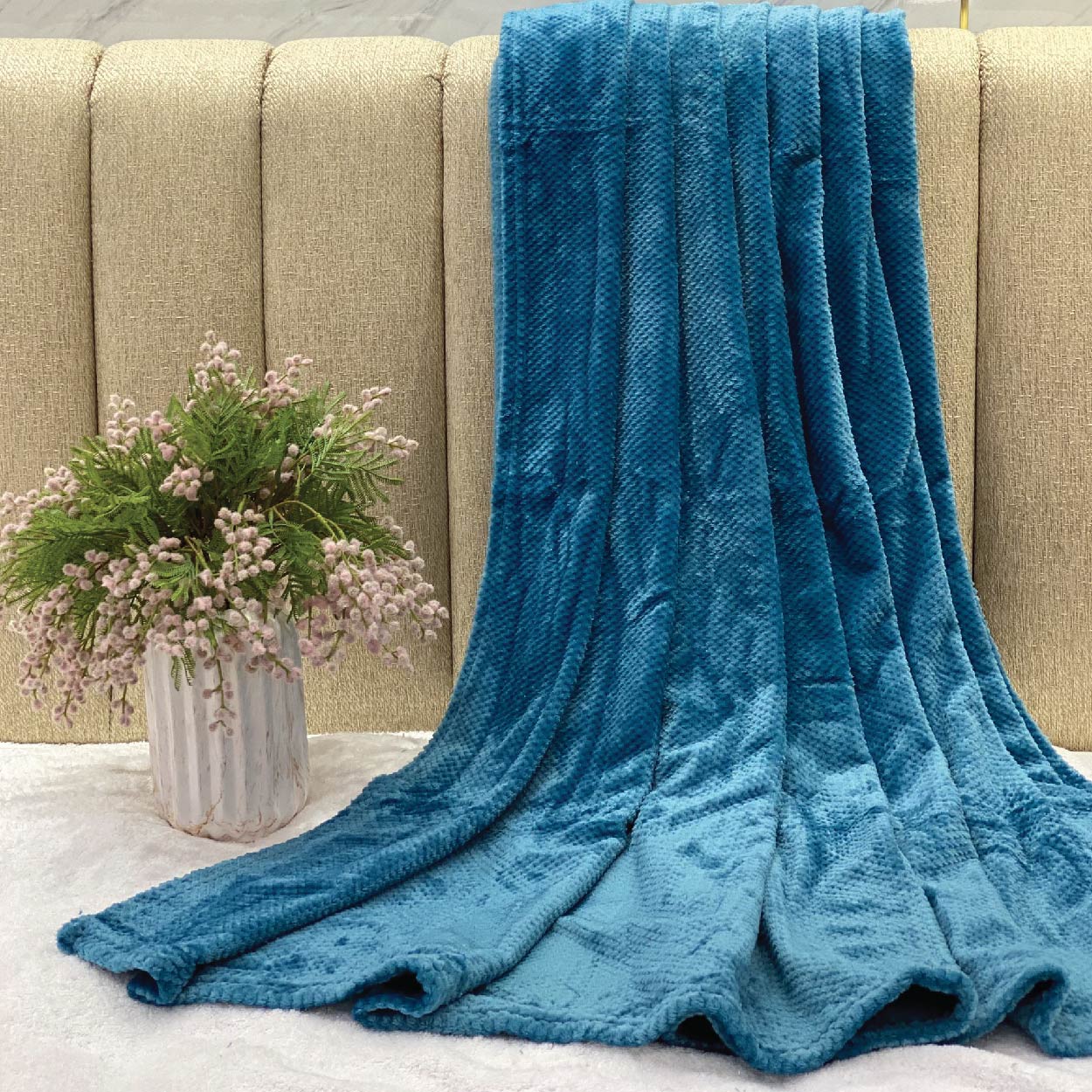 Chăn/Mền San hô NIN House màu xanh nước biển nhạt siêu mềm mịn kích thước 180x200cm -  Ultra Marine