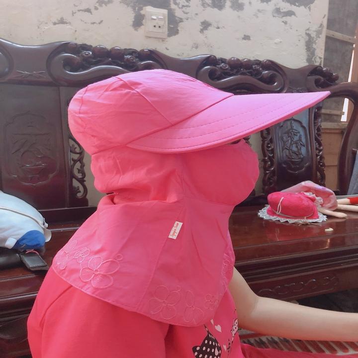 Khẩu trang mũ chống nắng vành rộng