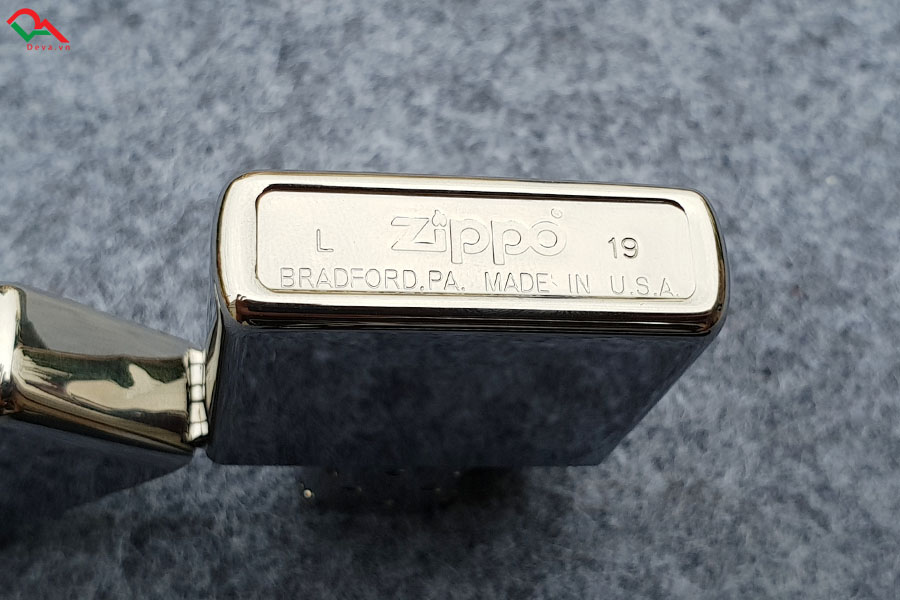 Zippo Camel Khắc CNC ZK139 - Zippo USA chrome bóng khắc lạc đà - DEVA