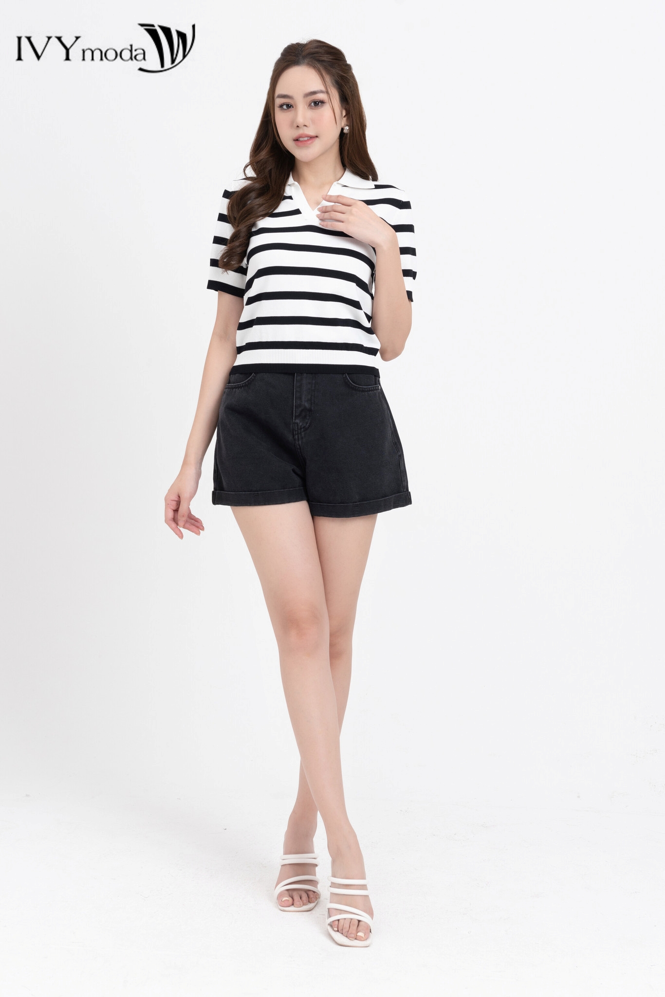 Áo len mỏng họa tiết kẻ ngang IVY Moda MS 57M7847