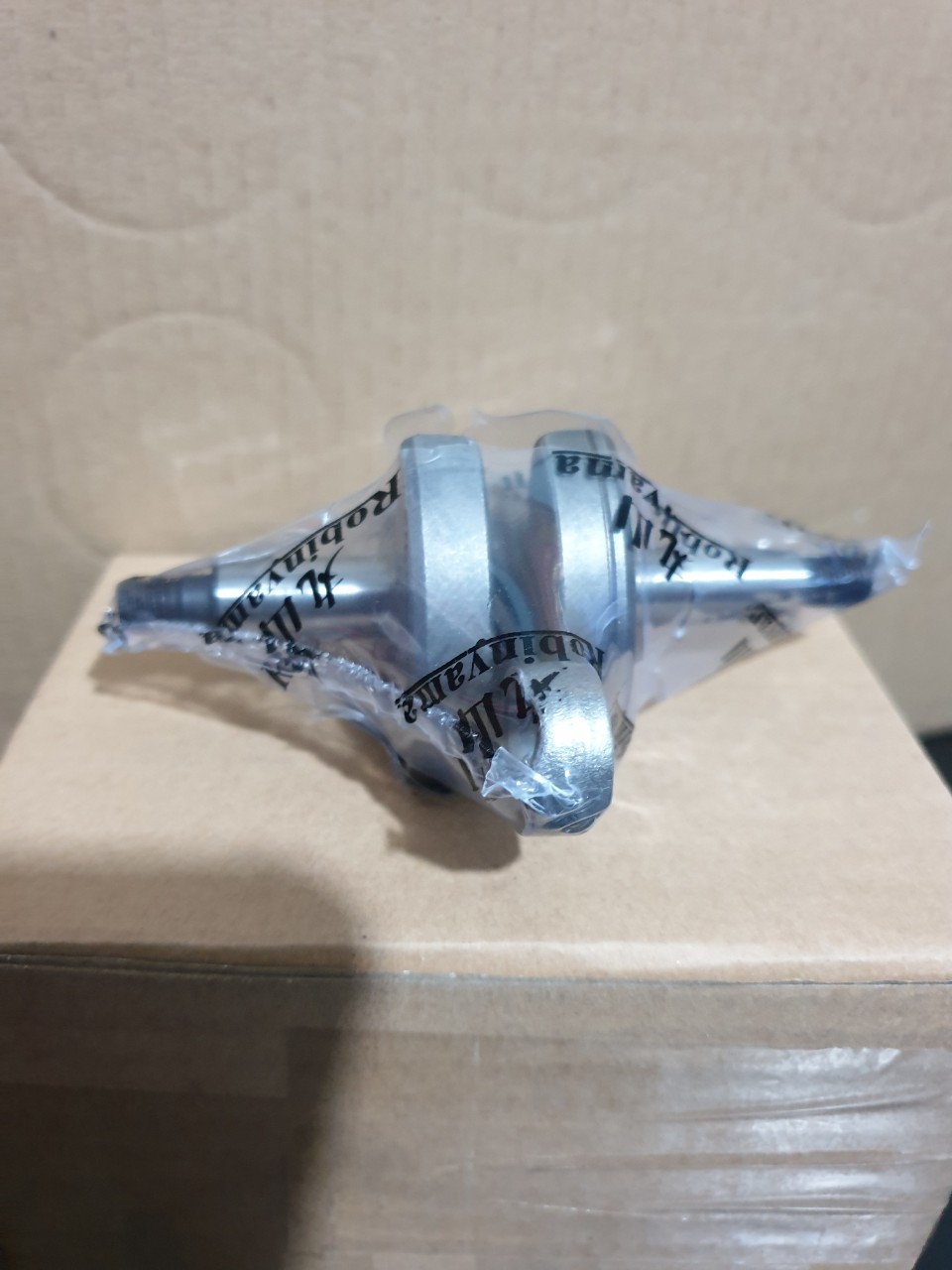 [HCM]Trục khuỷu ( tay dên biên) máy cắt cỏ  2 thì Huvana 143R/541