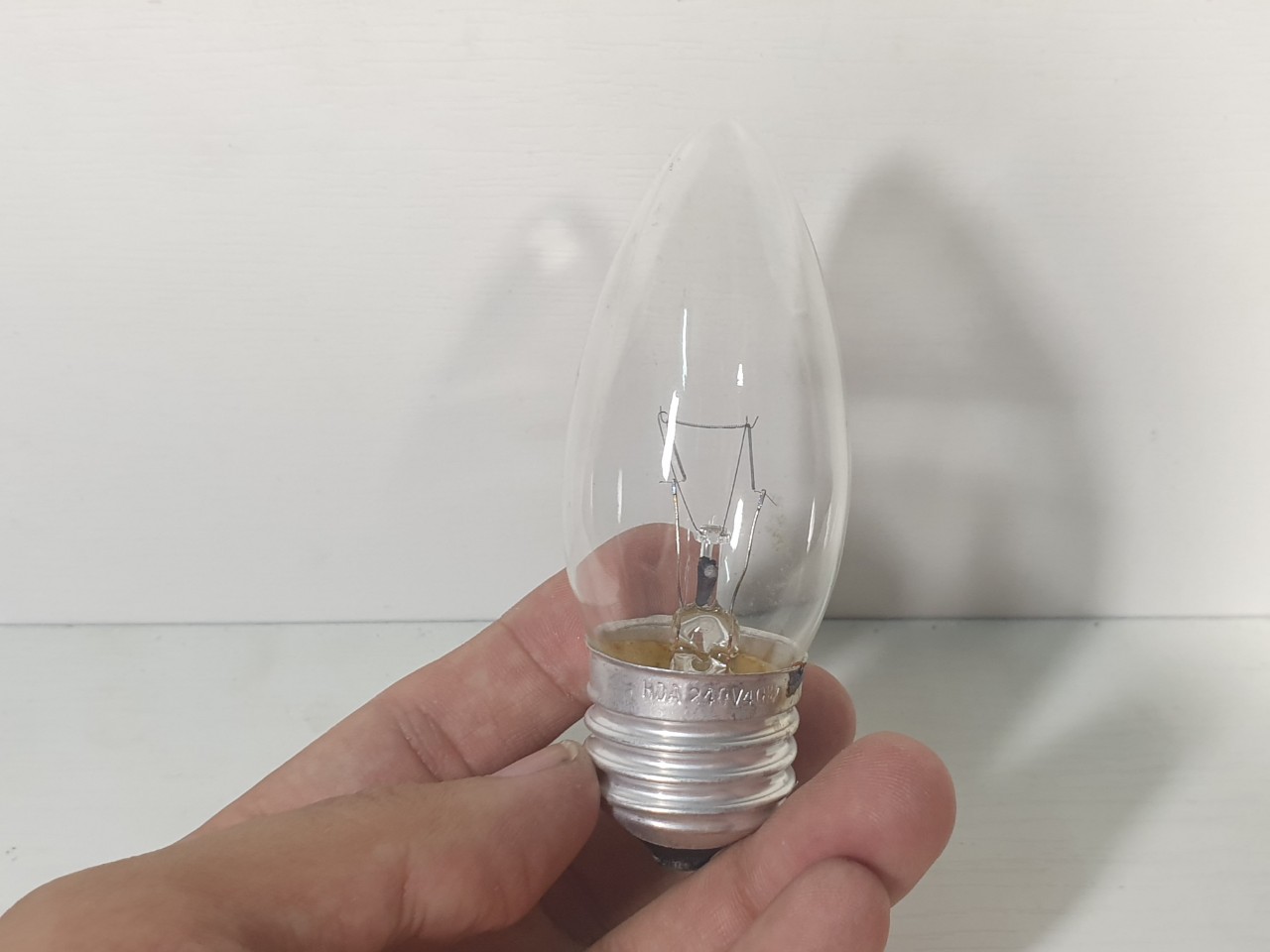 Bóng Đèn Sợi Đốt (Sợi Tóc) Cà Na 40W E14, E27 bóng trong, ánh sáng vàng