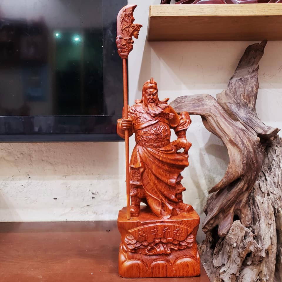Tượng quan công gỗ hương cao 30 cm