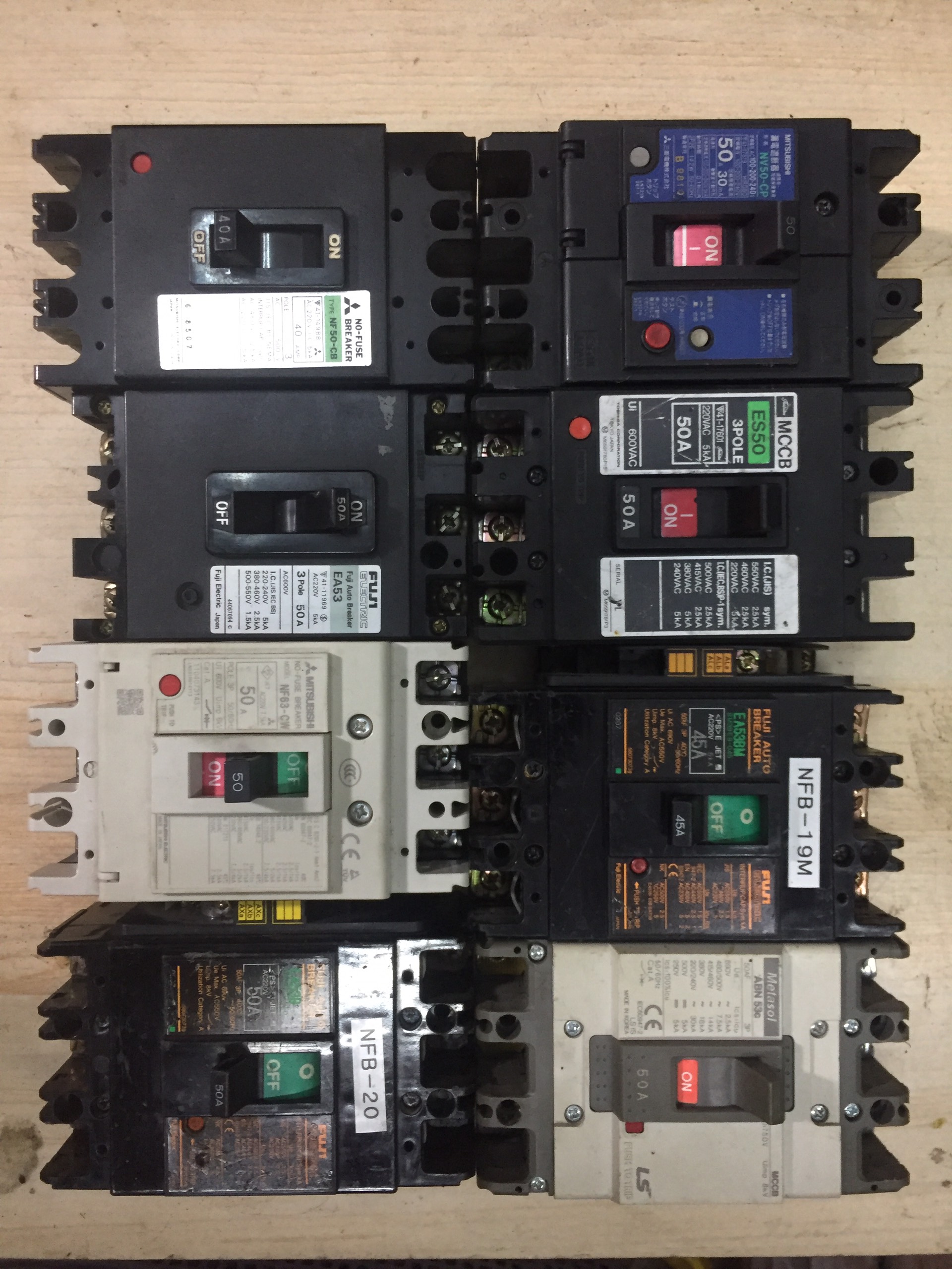 CP điện 3 Pha / 4 Pha Chống Giật của Nhật Bản