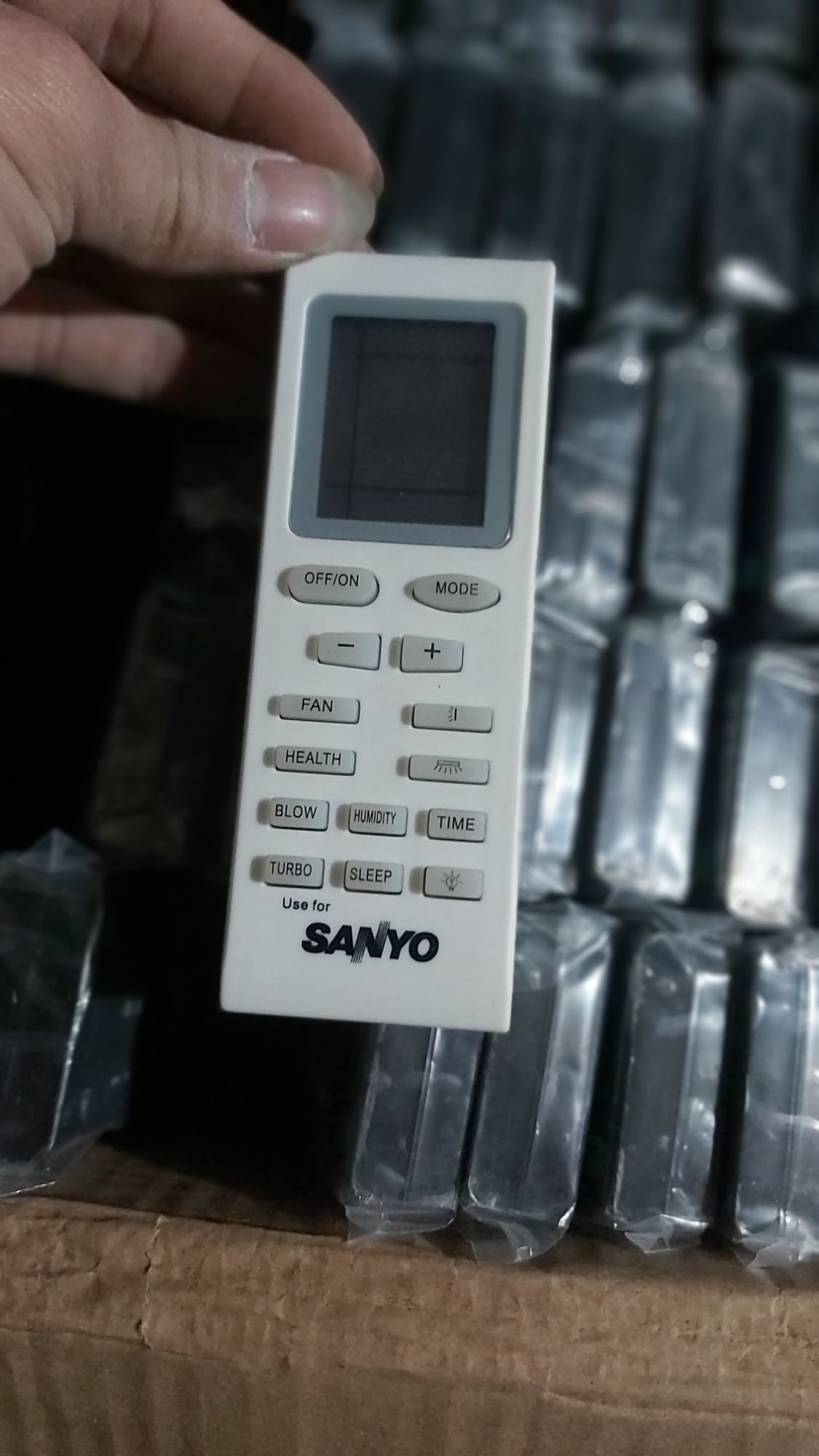 khiển điều hòa SANYO