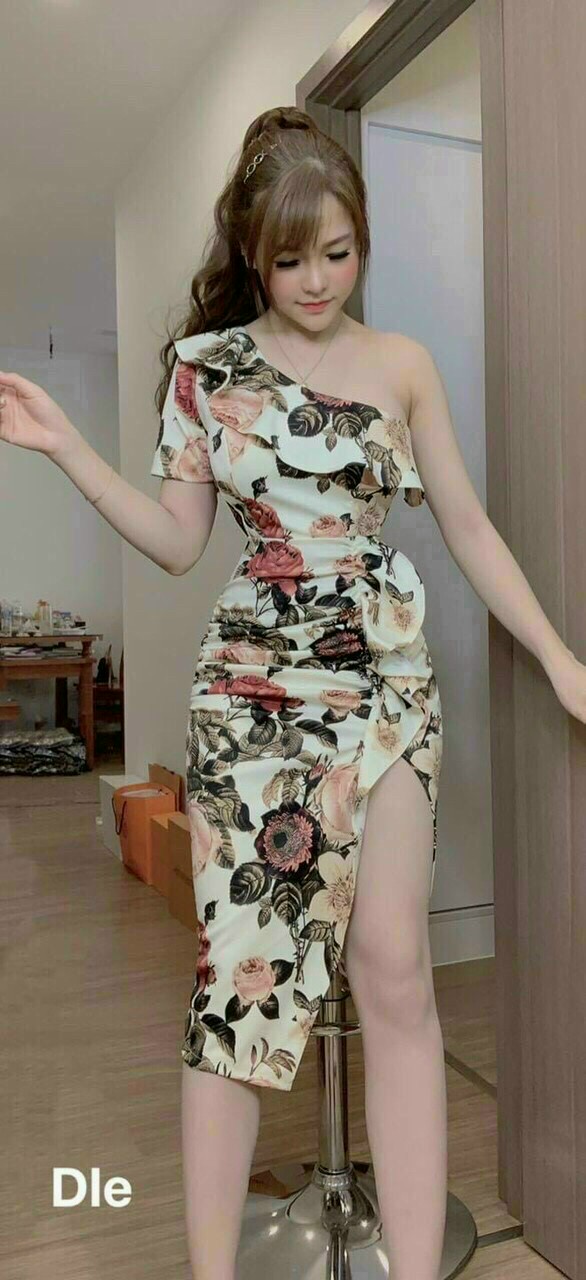 ĐẦM BODY HỞ VAI XẺ TÀ QUÁ ĐẸP