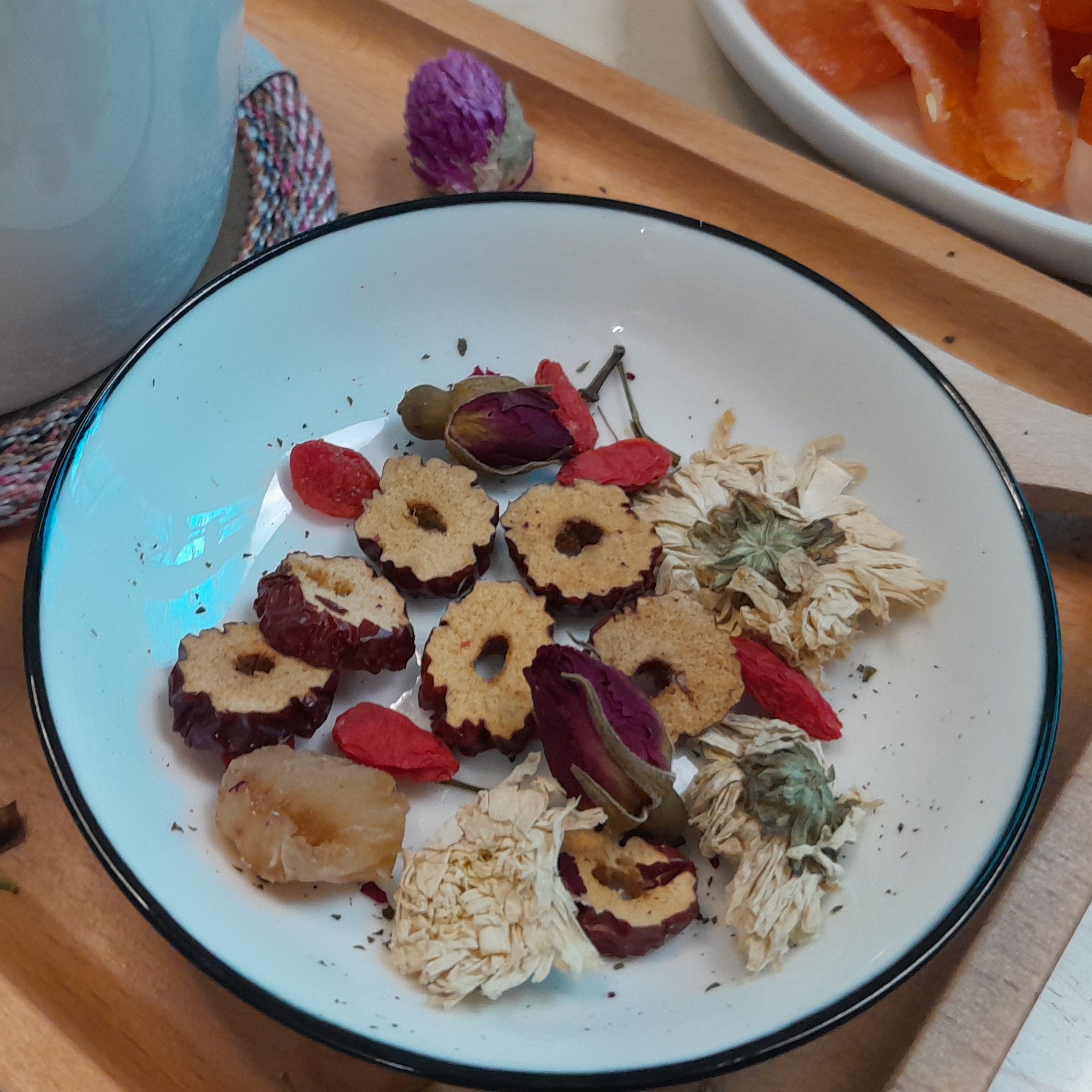 Trà dưỡng tâm Phú An Healthy Foods giúp thanh nhiệt, giải độc, mát gan, an thần, ngủ ngon, đẹp da