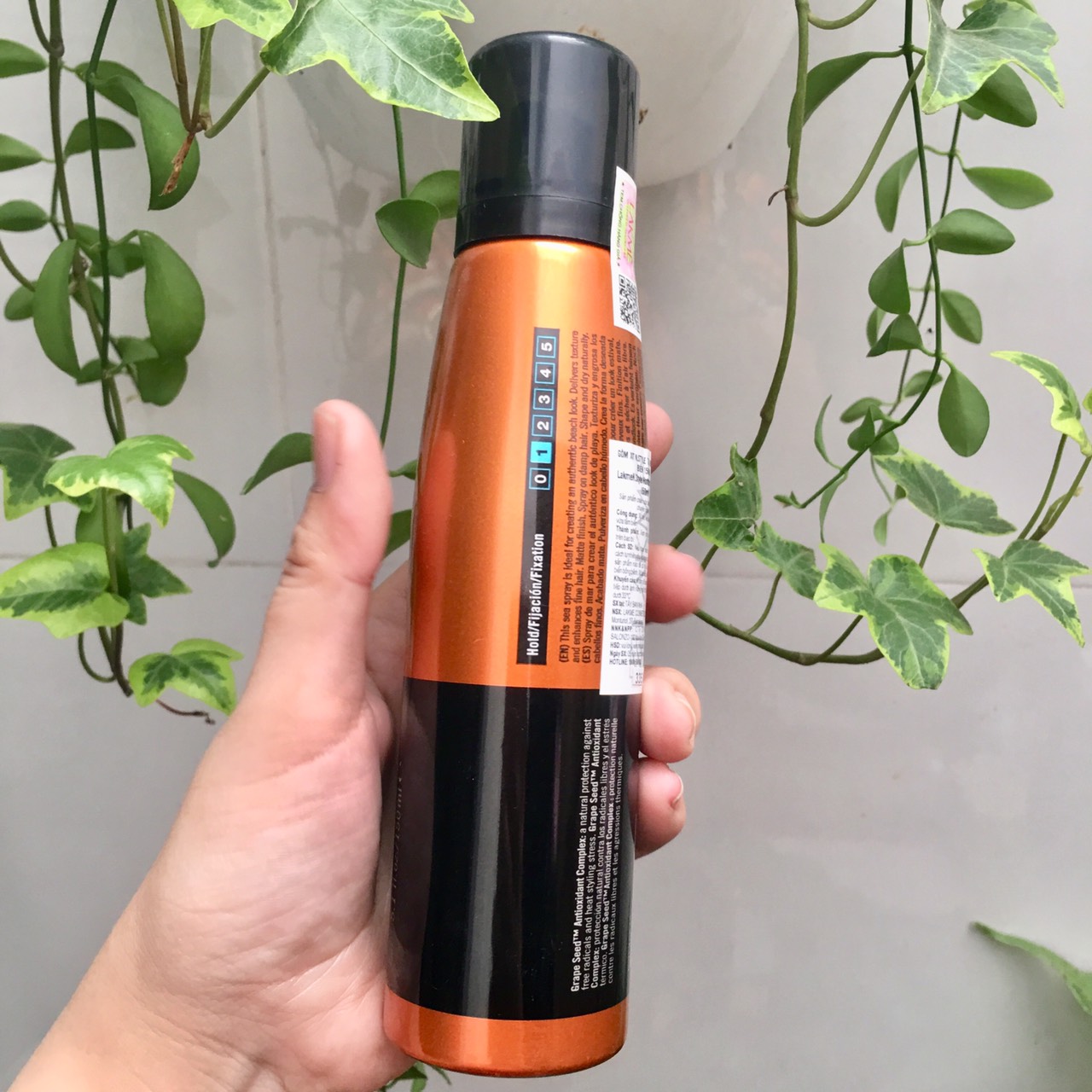 Gôm xịt tạo kiểu dáng biên