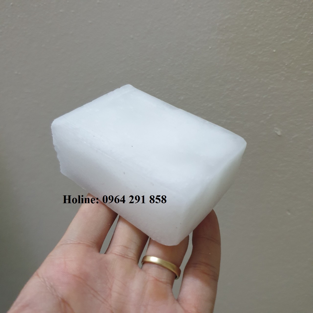 sáp đánh bóng ngọc bích - kem đánh bóng đá ngọc
