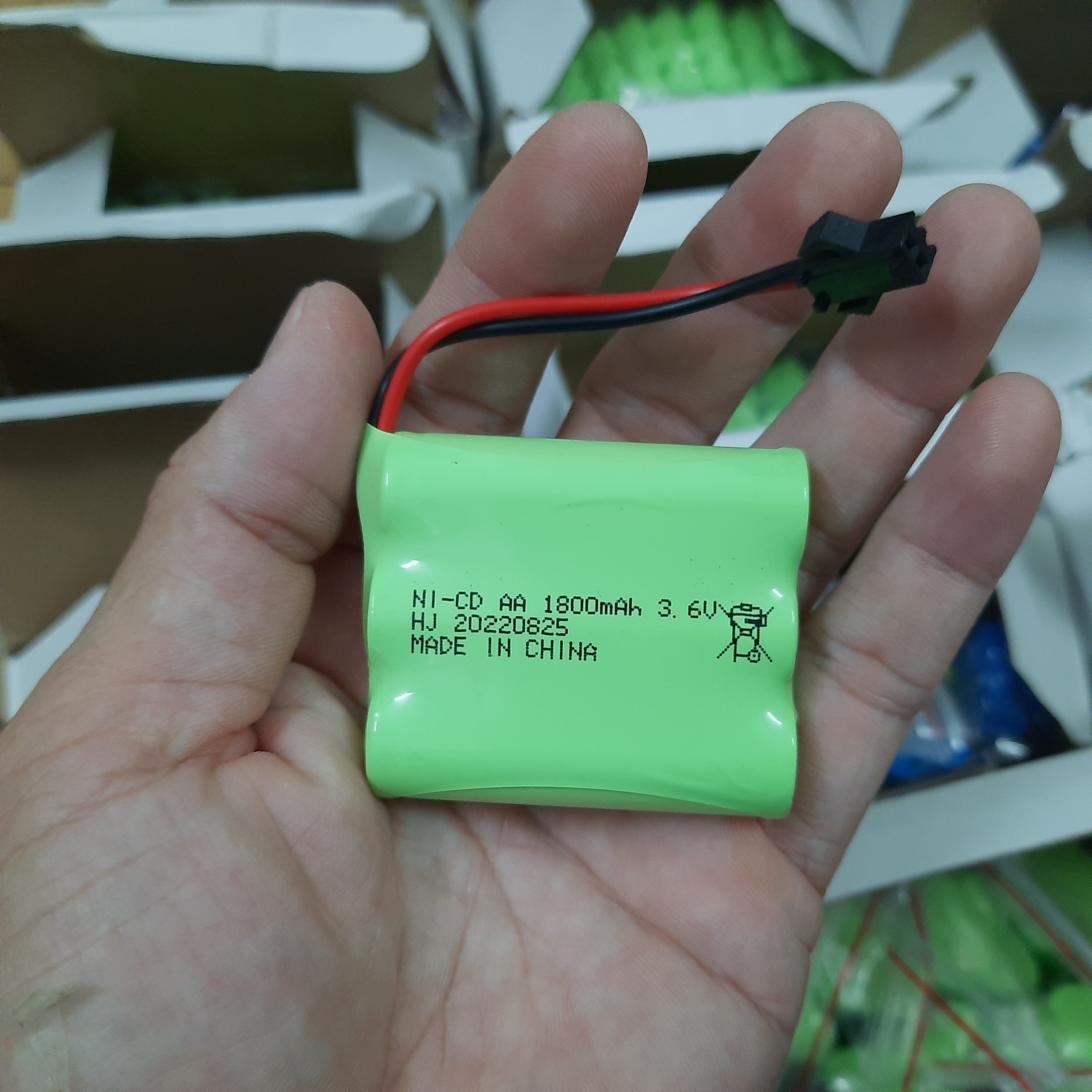 Pin 3.6v dung lượng 1400mAh/ 1800mah dùng cho xe điều khiển từ xa đầu nối SM-2P