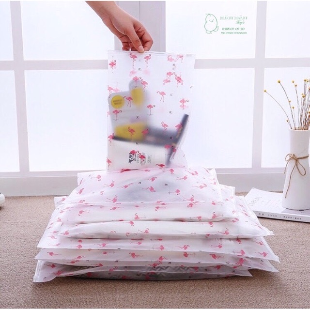 [HCM]Túi zip lụa có khoá kéo hình hồng hạc
