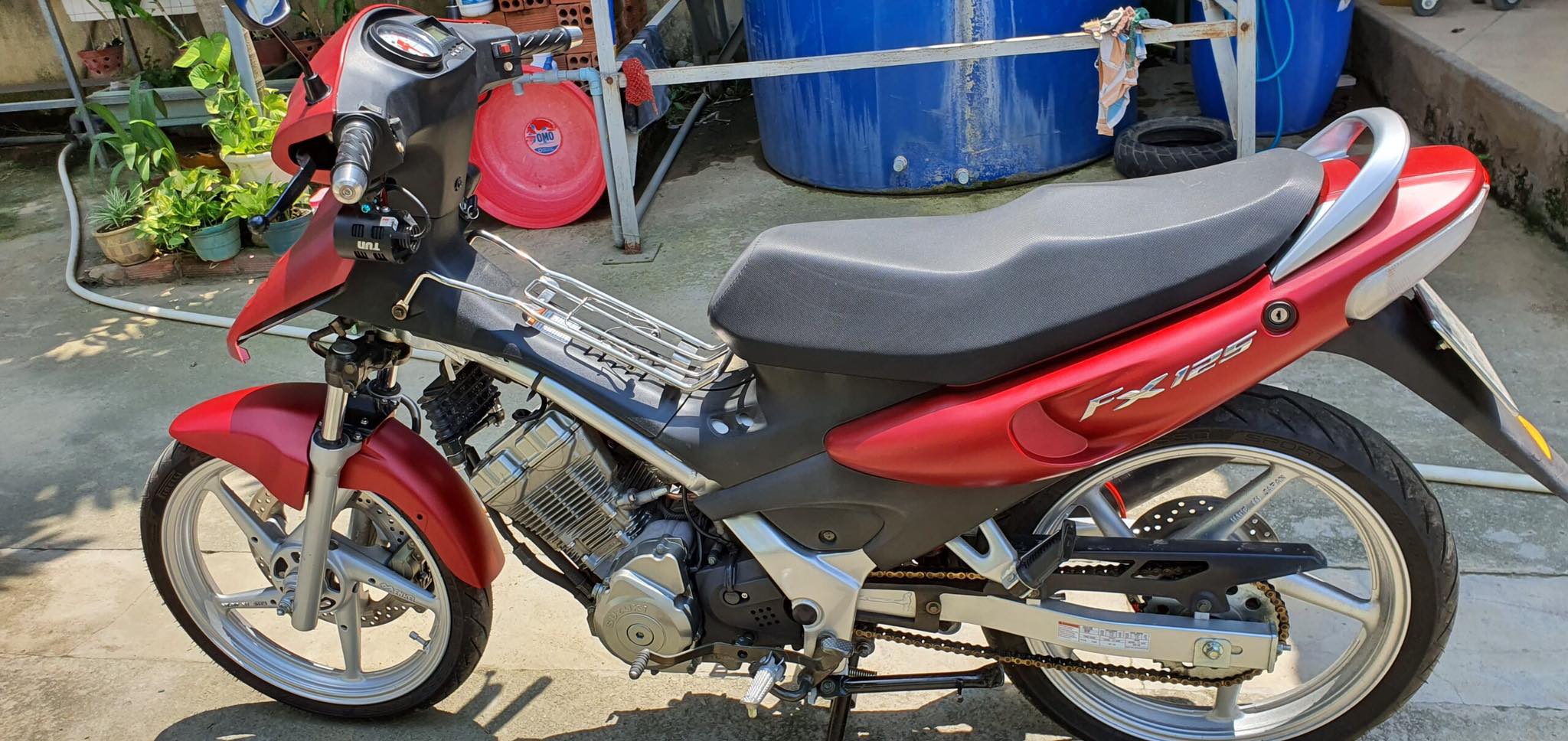 [HCM]Tem nổi Suzuki FX 125 trắng