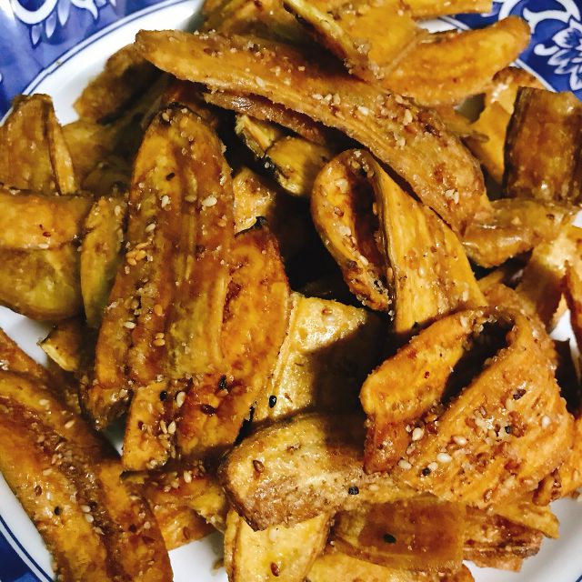 1kg CHUỐI SẤY MÈ GỪNG GIÒN